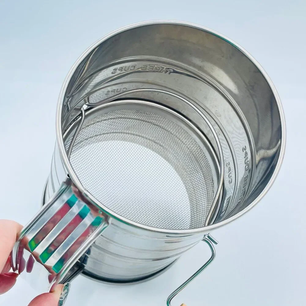 Bellemain 3-Cup Stainless Steel Flour Sifter - Hand Crank - Vintage Kitchen Deco